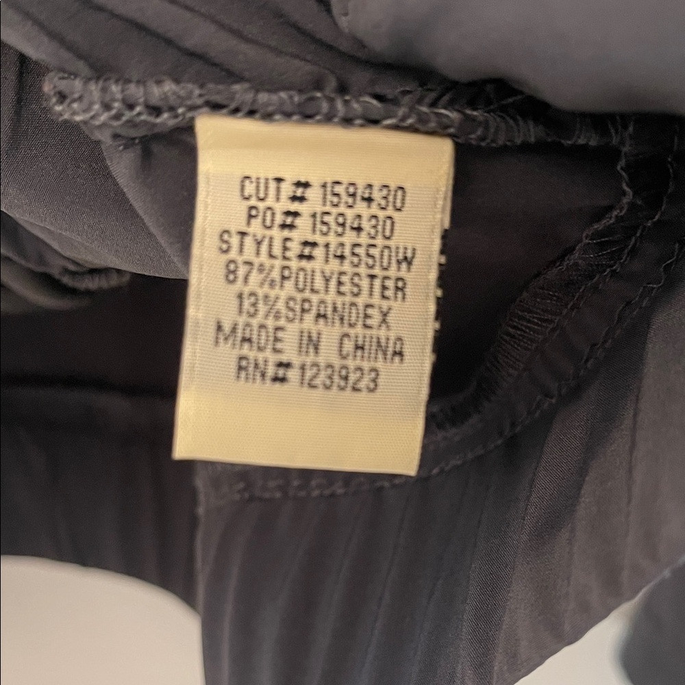 Wearables Elegant Dark Gray Bomber Jacket/Travel Wear - Picture 10 of 11